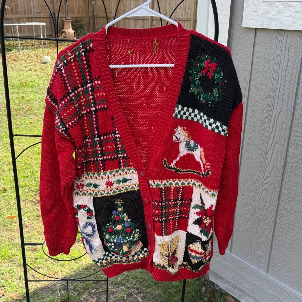 Vintage Tiara Festive Red Women's Sweater